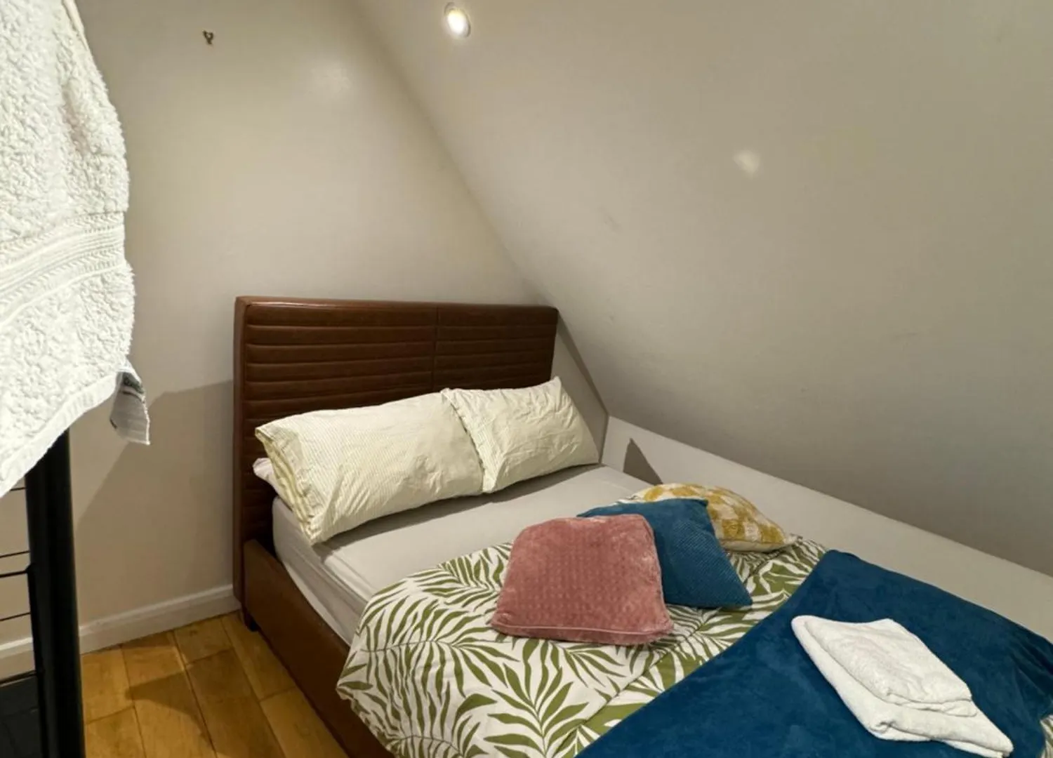 Cozy Rooms Near Central London 0*,  Storbritannien