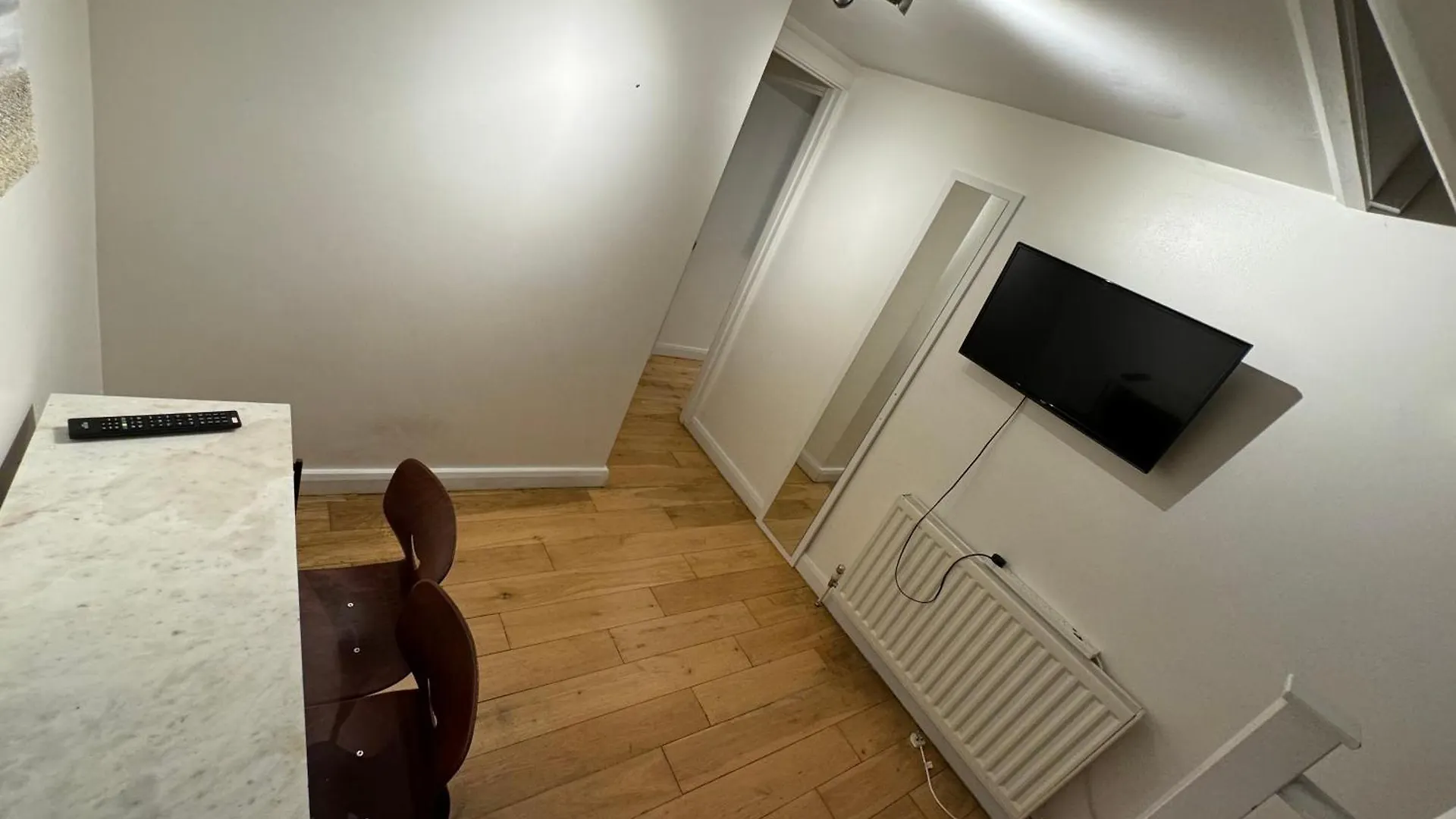 Cozy Rooms Near Central 伦敦 招待所